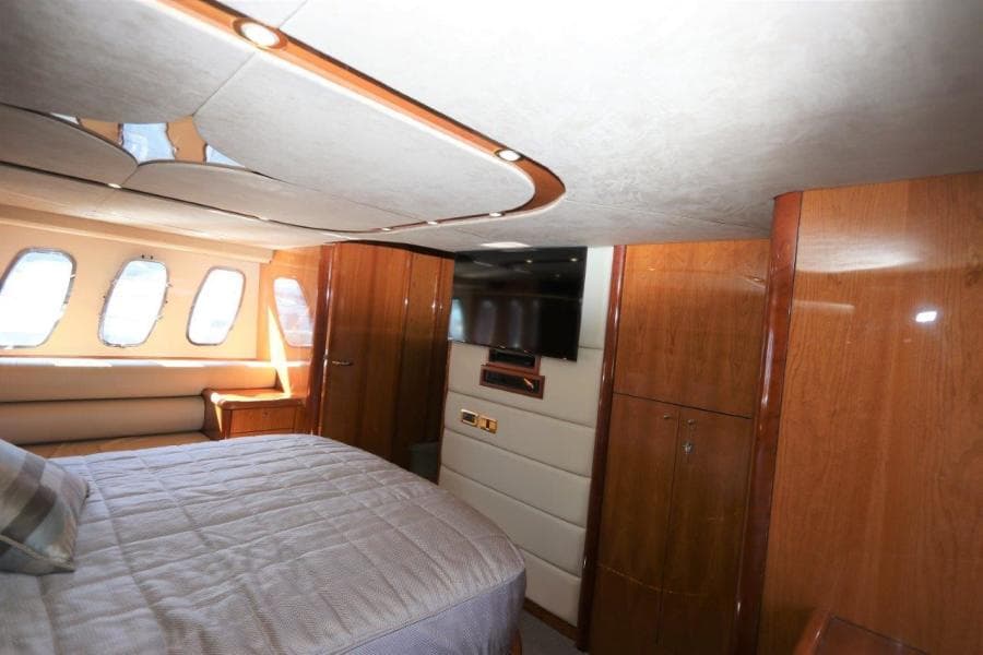 2004 Sunseeker Predator
