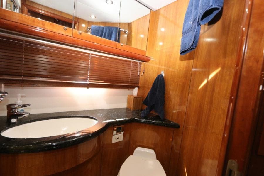 2004 Sunseeker Predator