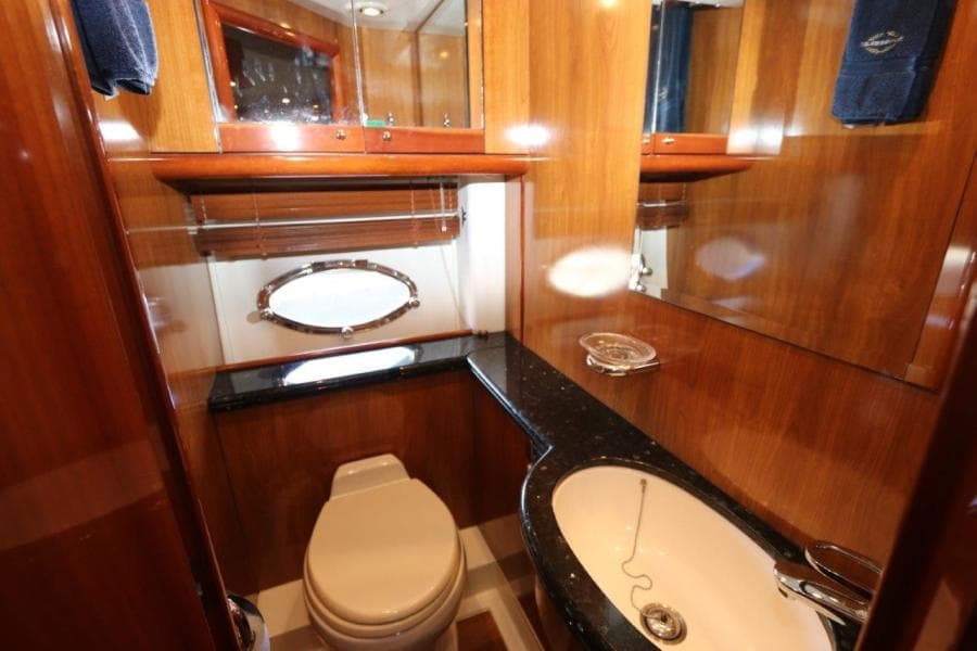 2004 Sunseeker Predator