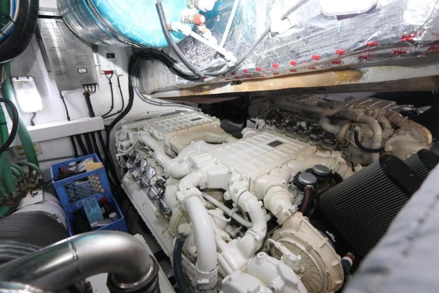 2004 Sunseeker Predator