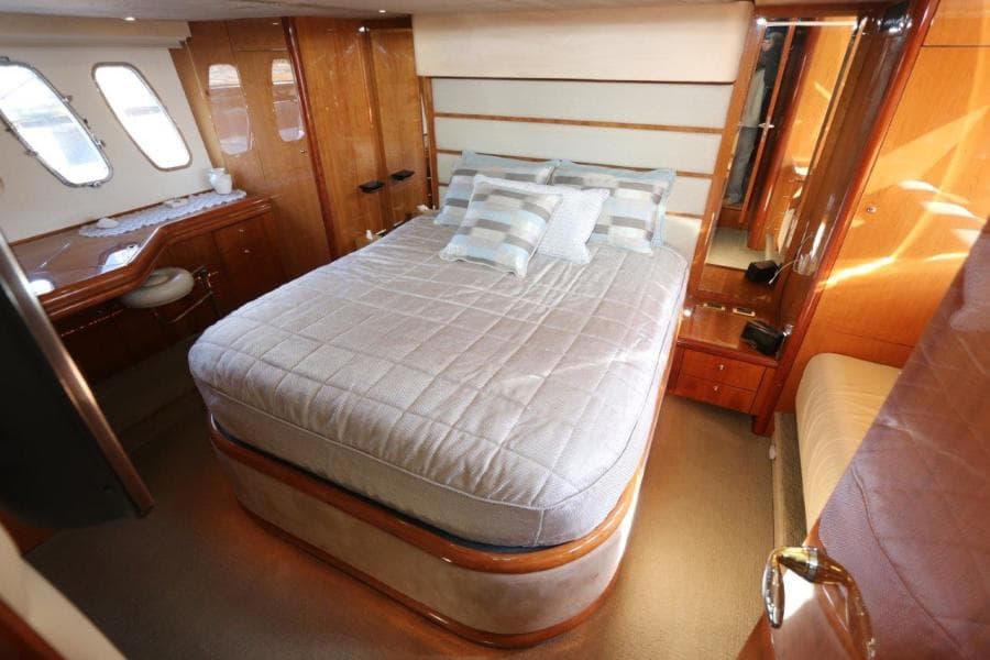 2004 Sunseeker Predator