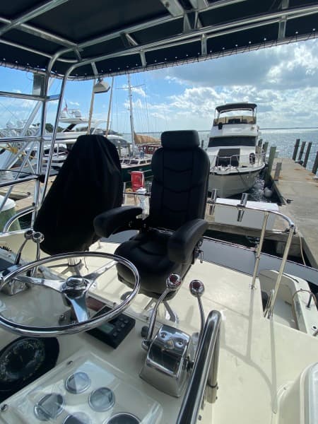 1986 Hatteras Sport Fish Convertible