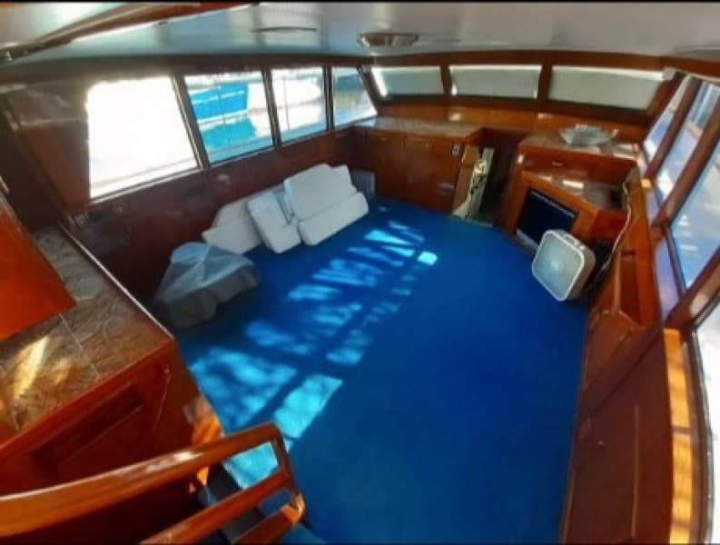 1965 Burger Cockpit Flybridge Motor Yacht