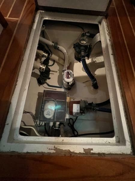 2007 Northern Bay 38