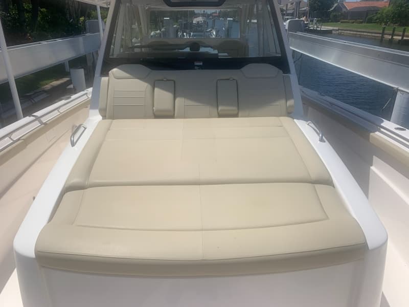 2017 Pursuit S 408