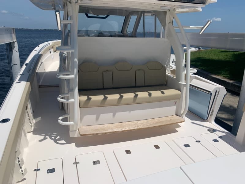 2017 Pursuit S 408