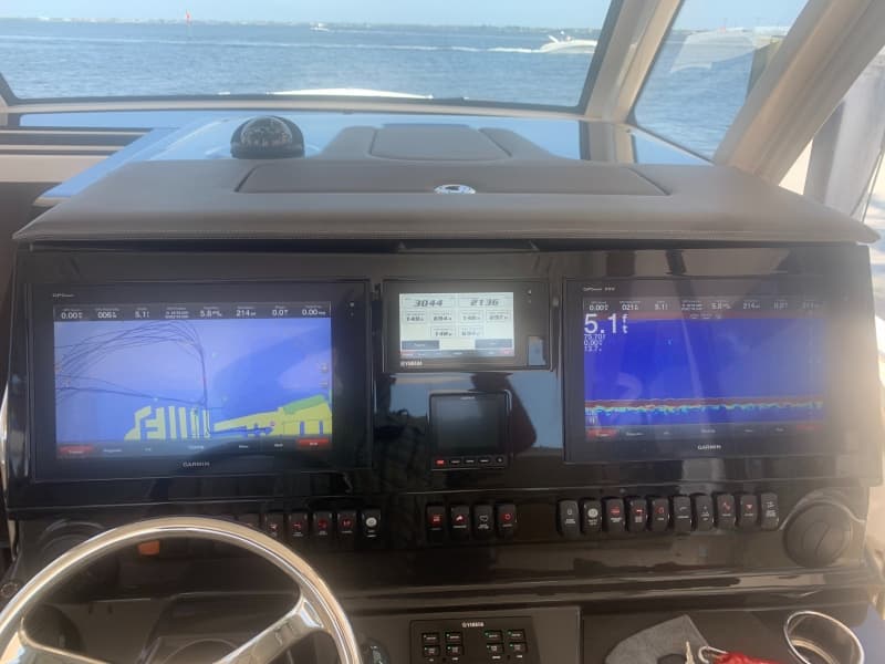 2017 Pursuit S 408