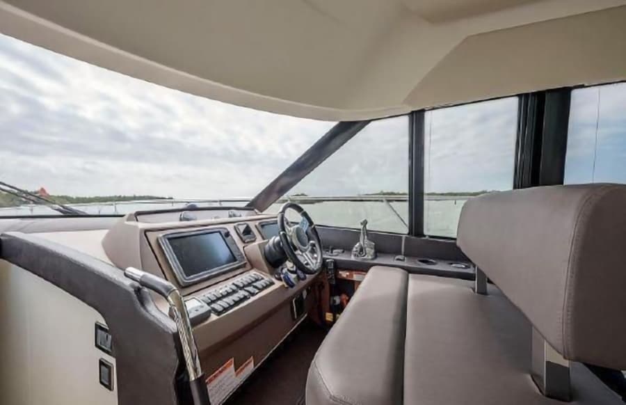 2015 Prestige 550