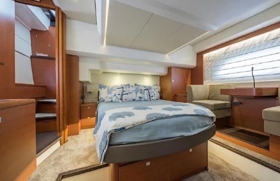 2015 Prestige 550