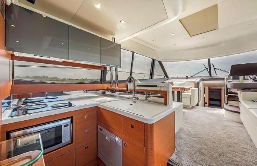 2015 Prestige 550