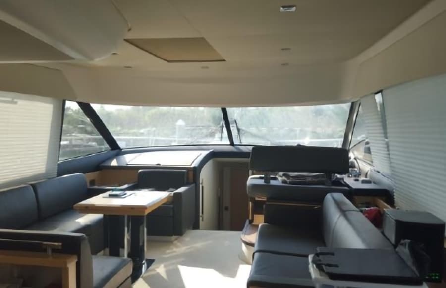 2015 Prestige 550