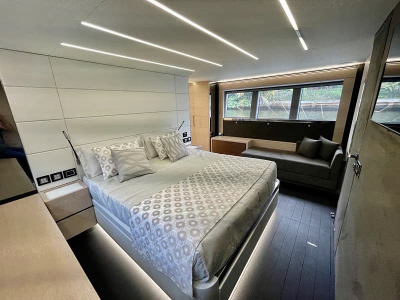 2021 Astondoa 66 Flybridge