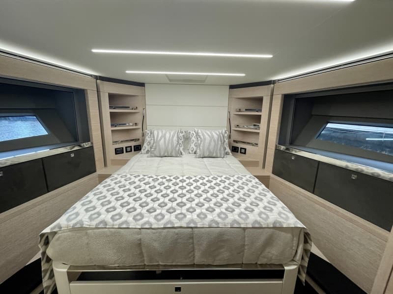 2021 Astondoa 66 Flybridge