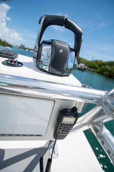 2011 Invincible 42CC