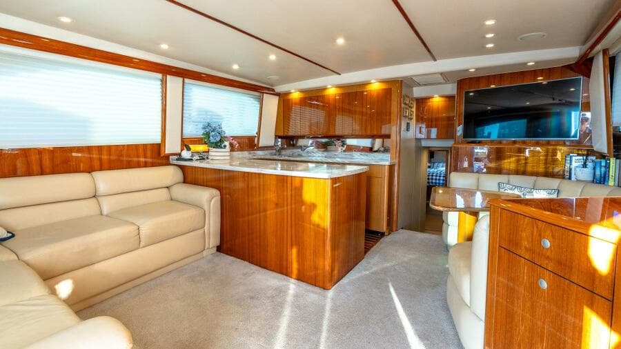 2002 Viking 52 Convertible