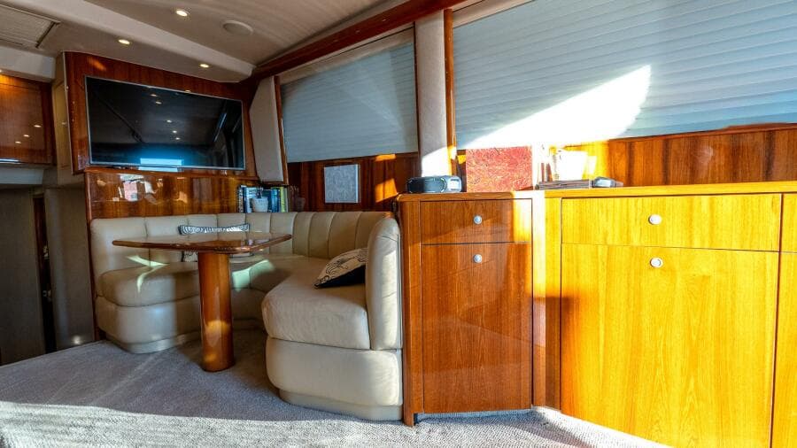 2002 Viking 52 Convertible