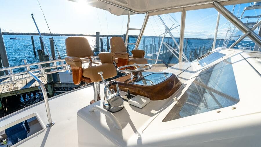 2002 Viking 52 Convertible