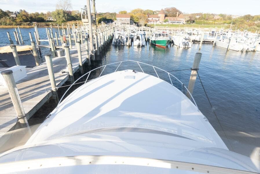 2002 Viking 52 Convertible