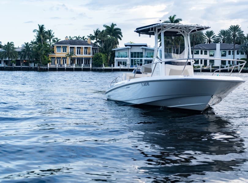 Boston Whaler 21 - Starboard