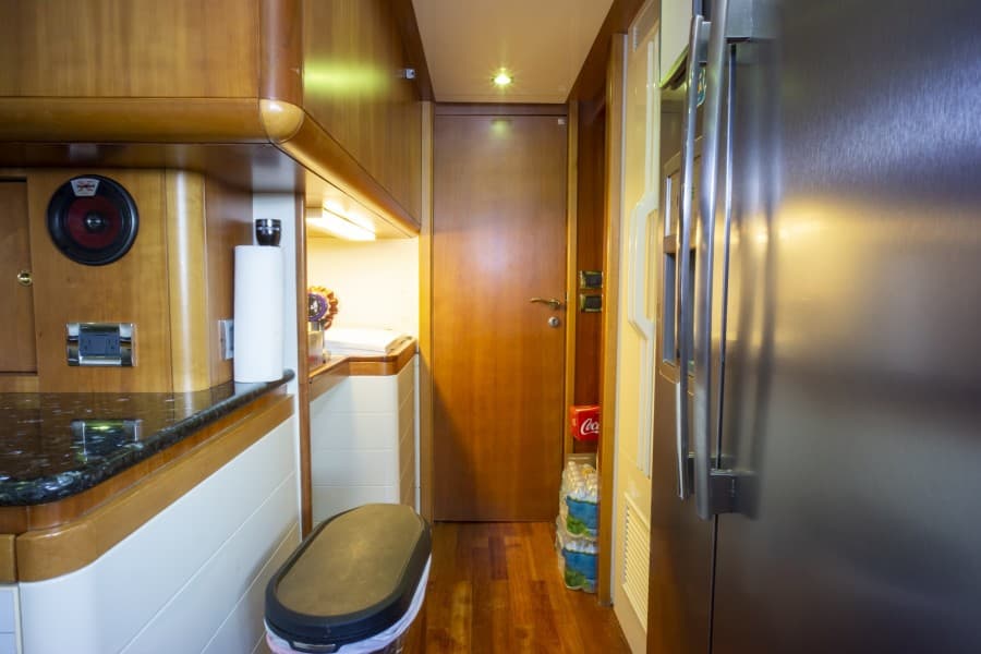 2000 Ferretti Yachts Custom Line 94