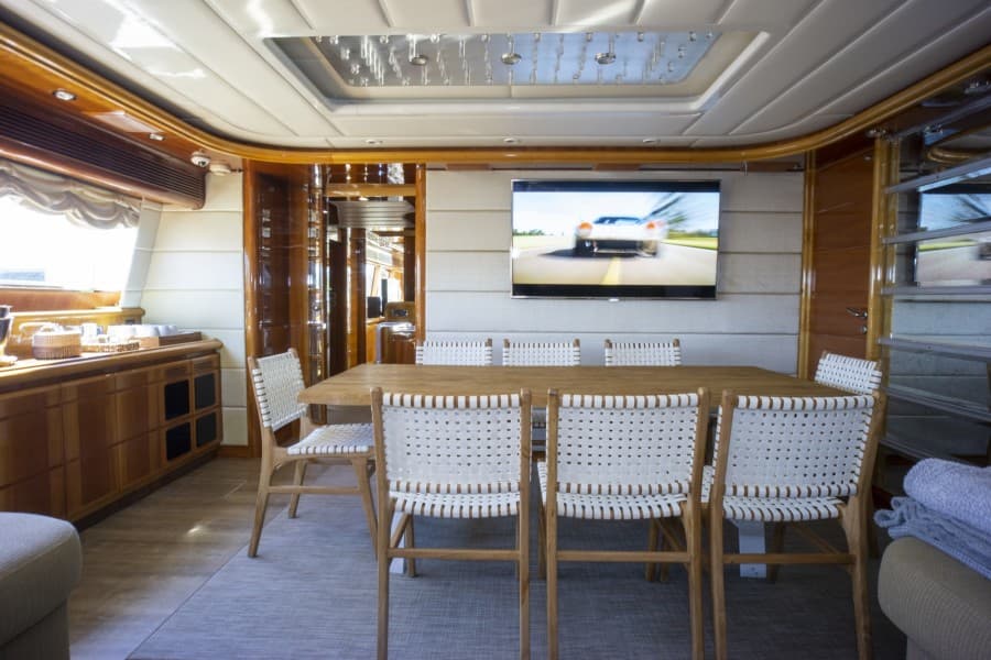 2000 Ferretti Yachts Custom Line 94