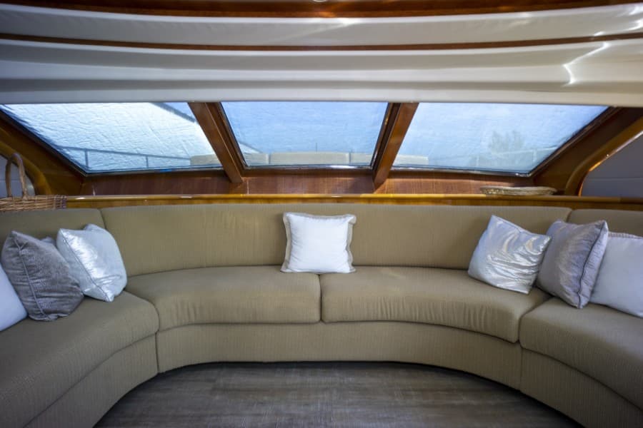 2000 Ferretti Yachts Custom Line 94