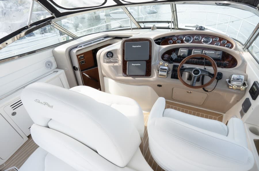 Sea Ray 40 - X Days - Helm