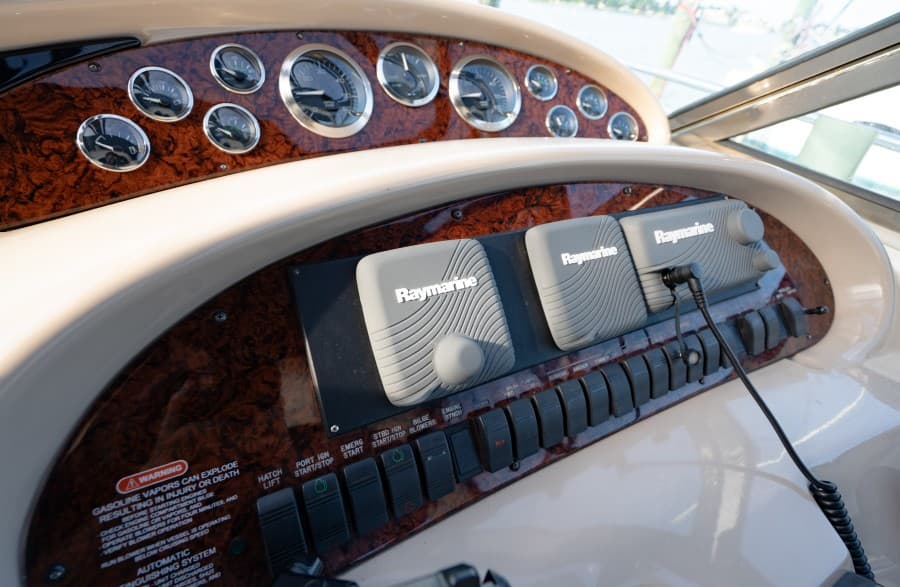 Sea Ray 40 - X Days - Helm