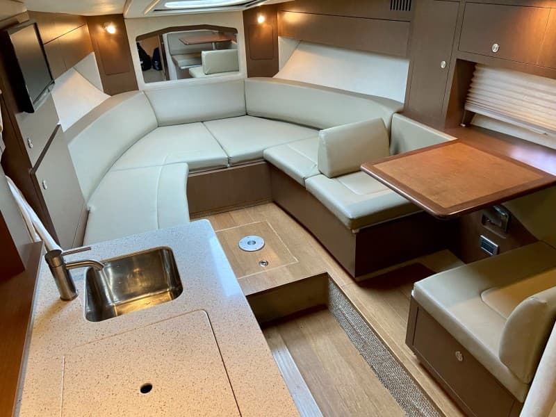 2013 Sea Ray 310 Sundancer