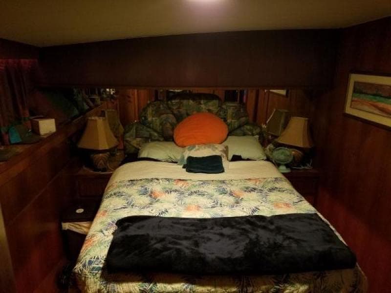 1988 Hatteras Convertible