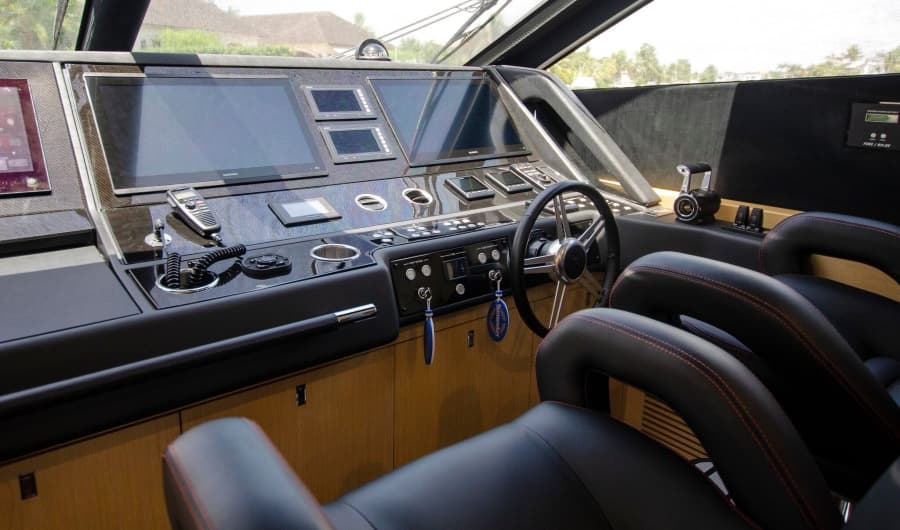2018 Sunseeker 75 Yacht