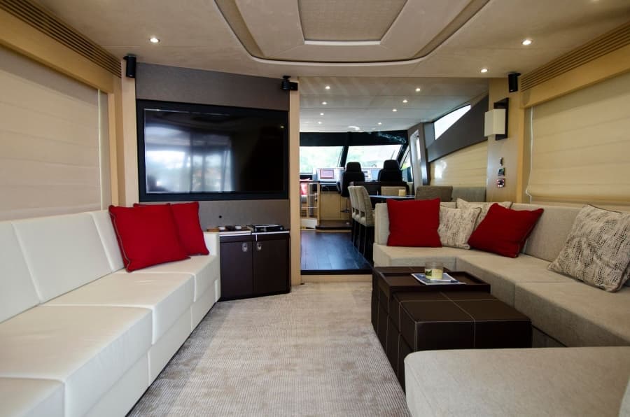 2018 Sunseeker 75 Yacht