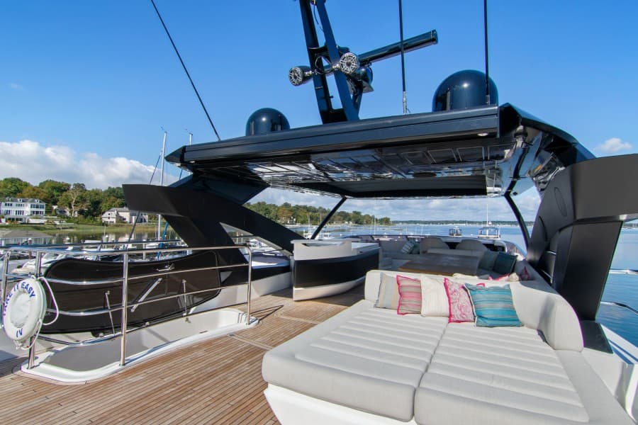 2019 Sunseeker 86 Yacht
