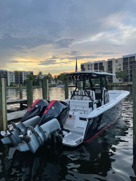 2022 Blackfin 272 CC