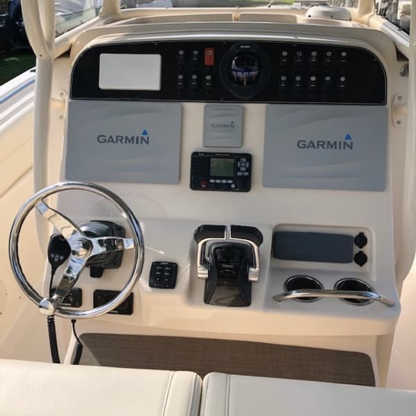 2018 Grady-White Canyon 271