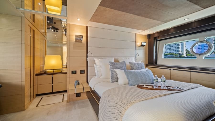 2013 Sunseeker 80 Predator