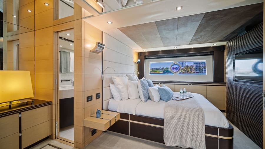 2013 Sunseeker 80 Predator