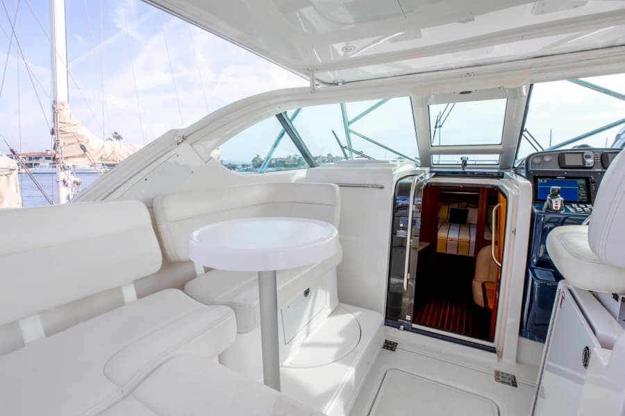 COCKPIT SEATING