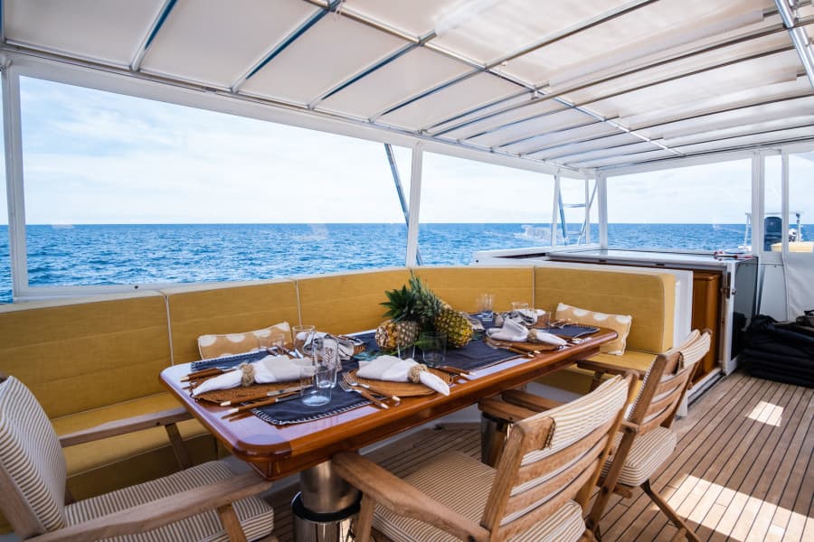 Flybridge Dining