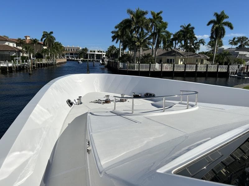 2002 President 100 Motor Yacht