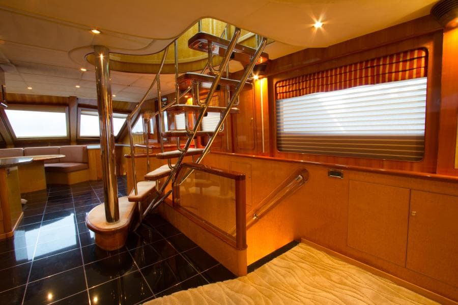 2002 President 100 Motor Yacht