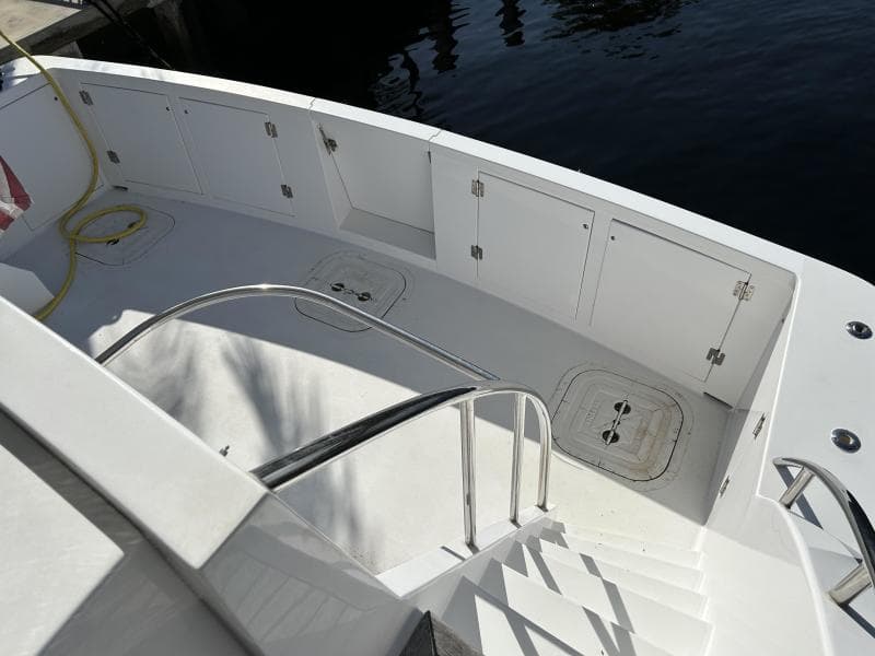 2002 President 100 Motor Yacht