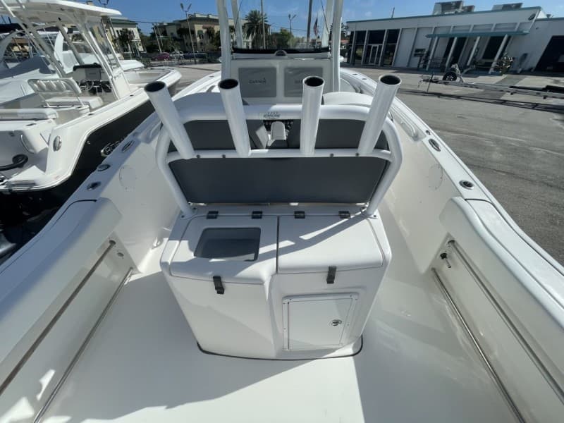 2018 Tidewater 28 280CC - leaning post