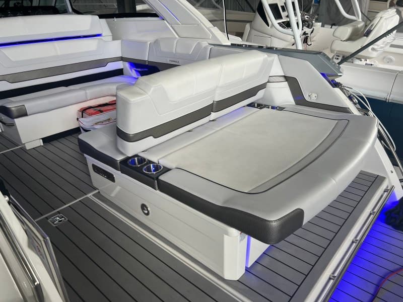 2021 Formula 380 Super Sport Crossover OB