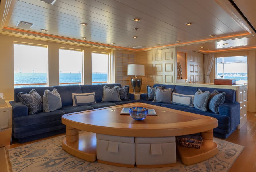 LAUREL 240'/73.15m Delta 2006/2014