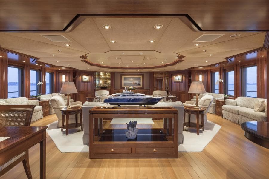 LAUREL 240'/73.15m Delta 2006/2014
