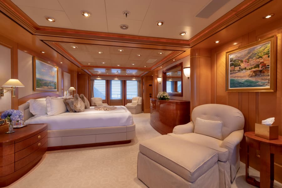 LAUREL 240'/73.15m Delta 2006/2014