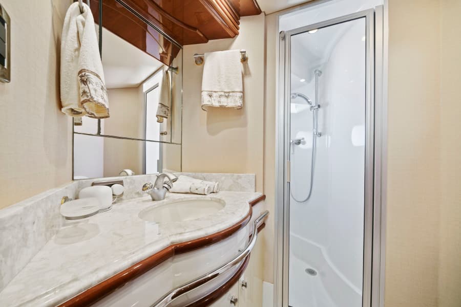 2006 Marquis 65 Pilothouse