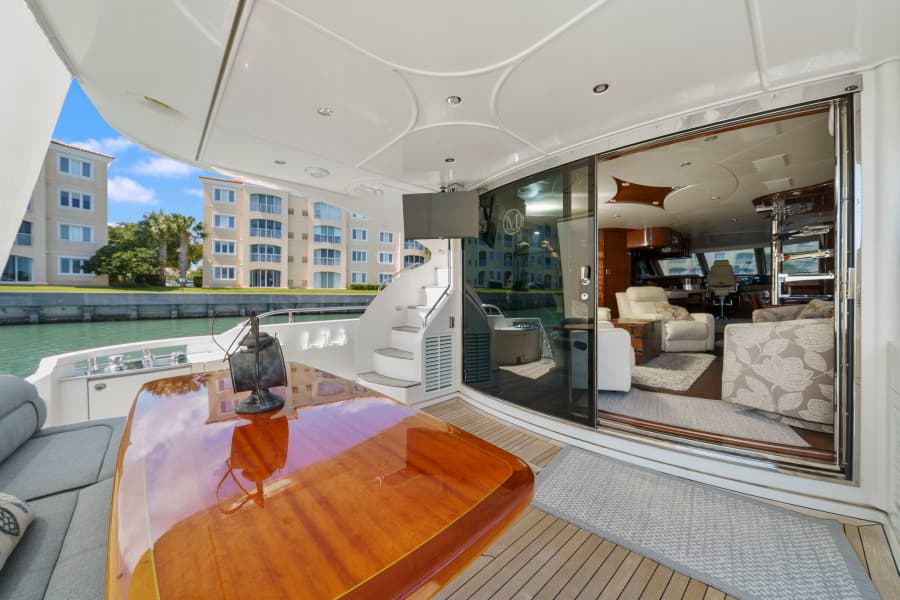 2006 Marquis 65 Pilothouse