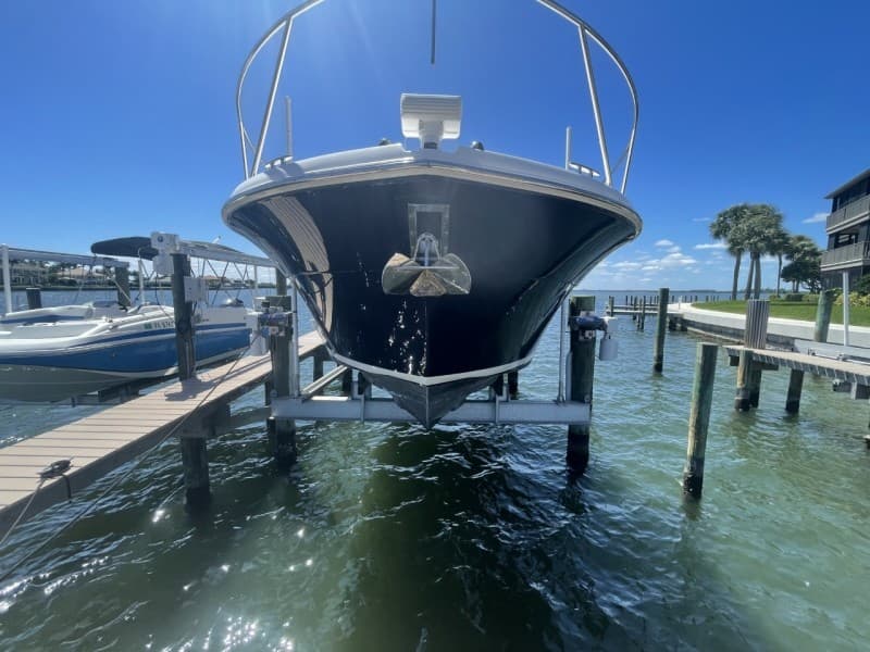 2015 Tiara Sport 3100 Coronet - bow flare